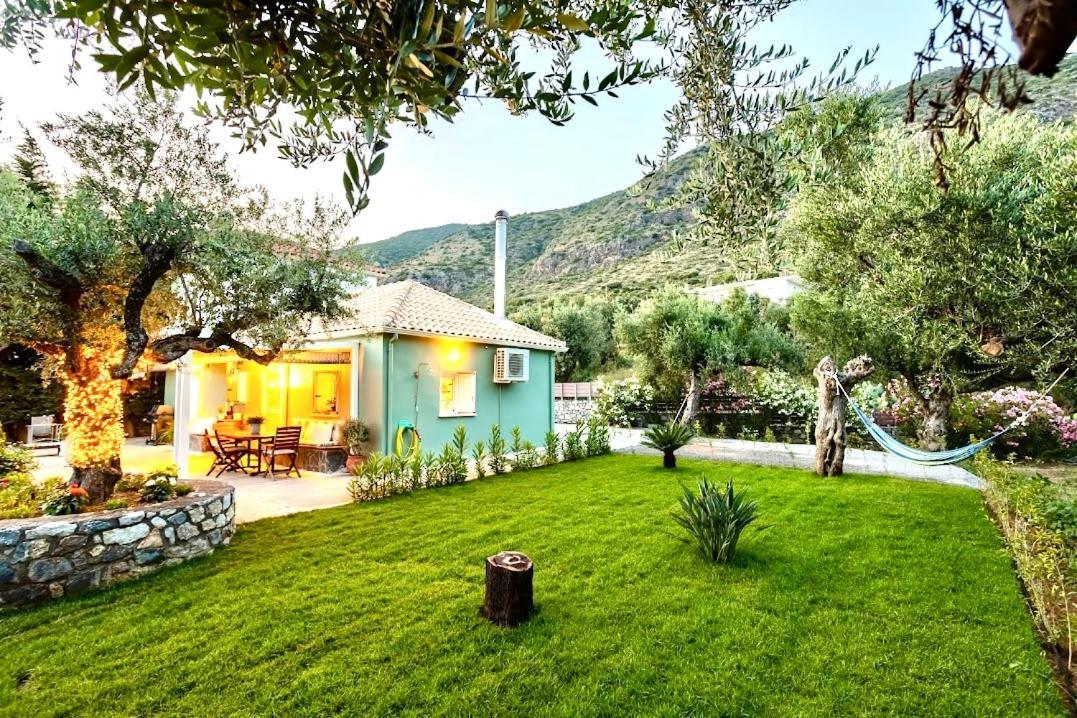 The Secret Garden At Villa Georgia كالاماتا المظهر الخارجي الصورة